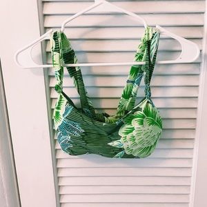 nwot aerie scoop neck bikini top